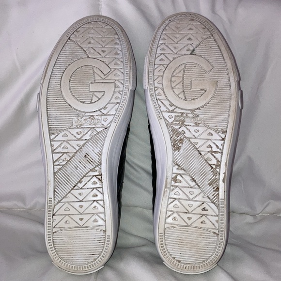 Guess Women’s Backer 2 Lace Up Leather Quilted Pattern Sneaker - Picture 5 of 5